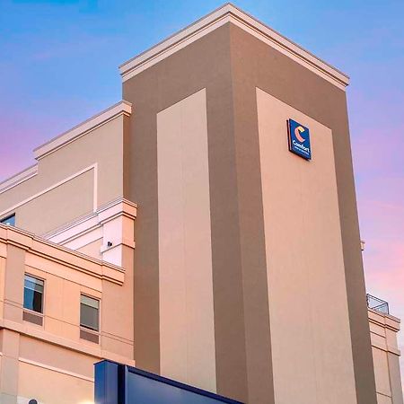 Comfort Inn & Suites Newark Liberty International Airport Exteriör bild