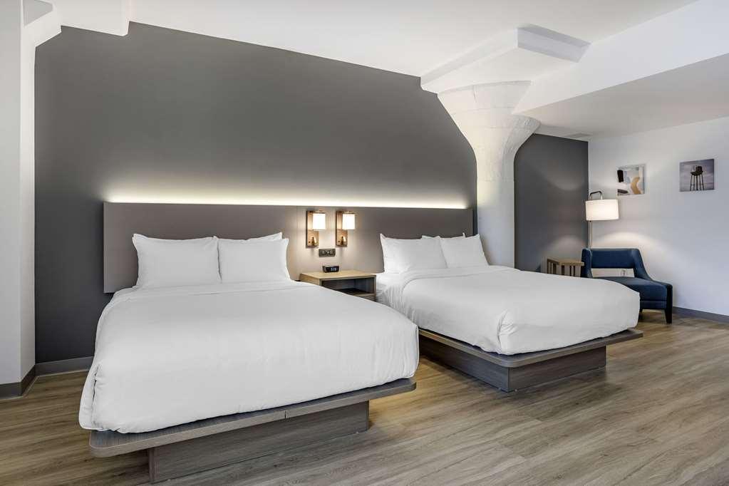 Comfort Inn & Suites Newark Liberty International Airport Rum bild