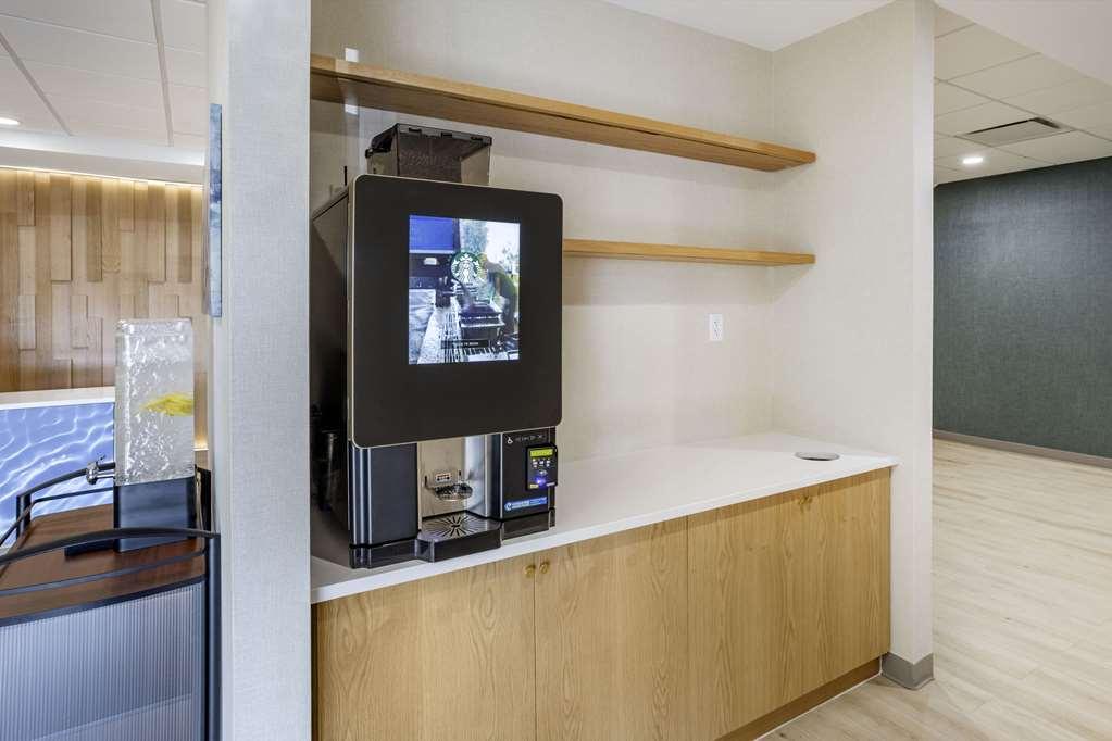 Comfort Inn & Suites Newark Liberty International Airport Restaurang bild