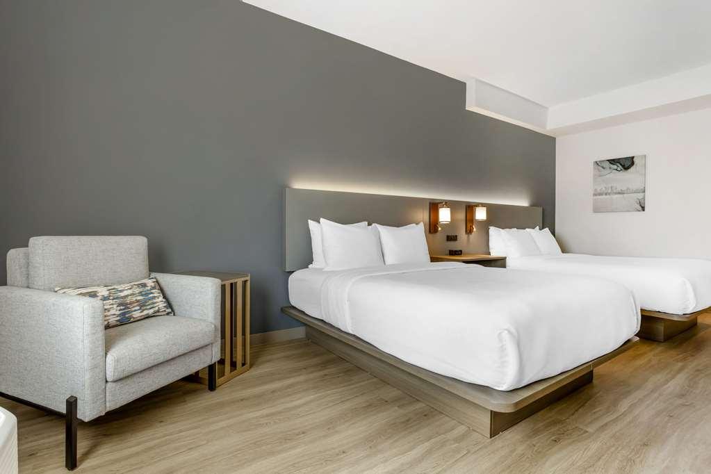 Comfort Inn & Suites Newark Liberty International Airport Rum bild