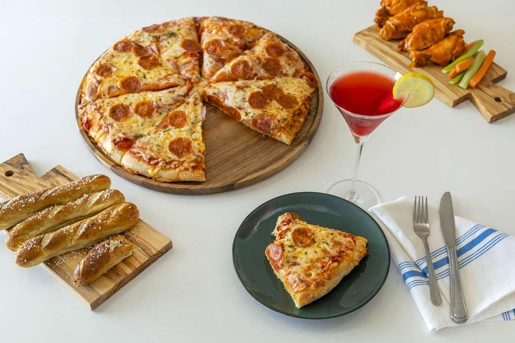 Comfort Inn & Suites Newark Liberty International Airport Restaurang bild