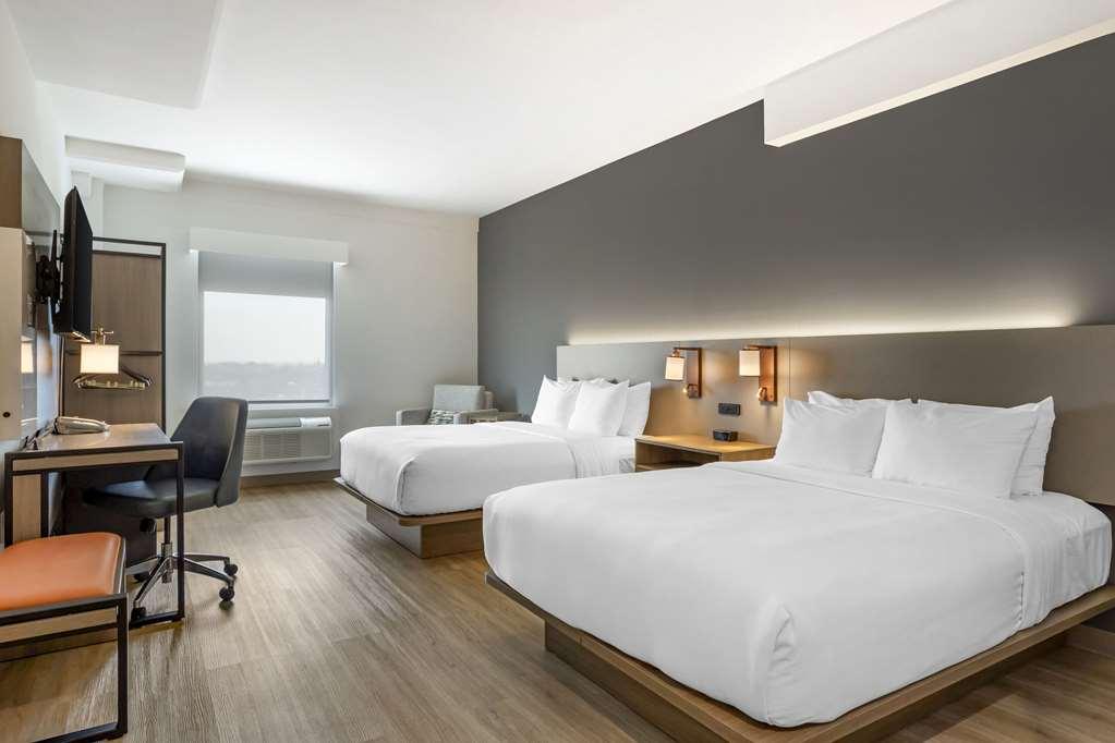 Comfort Inn & Suites Newark Liberty International Airport Rum bild